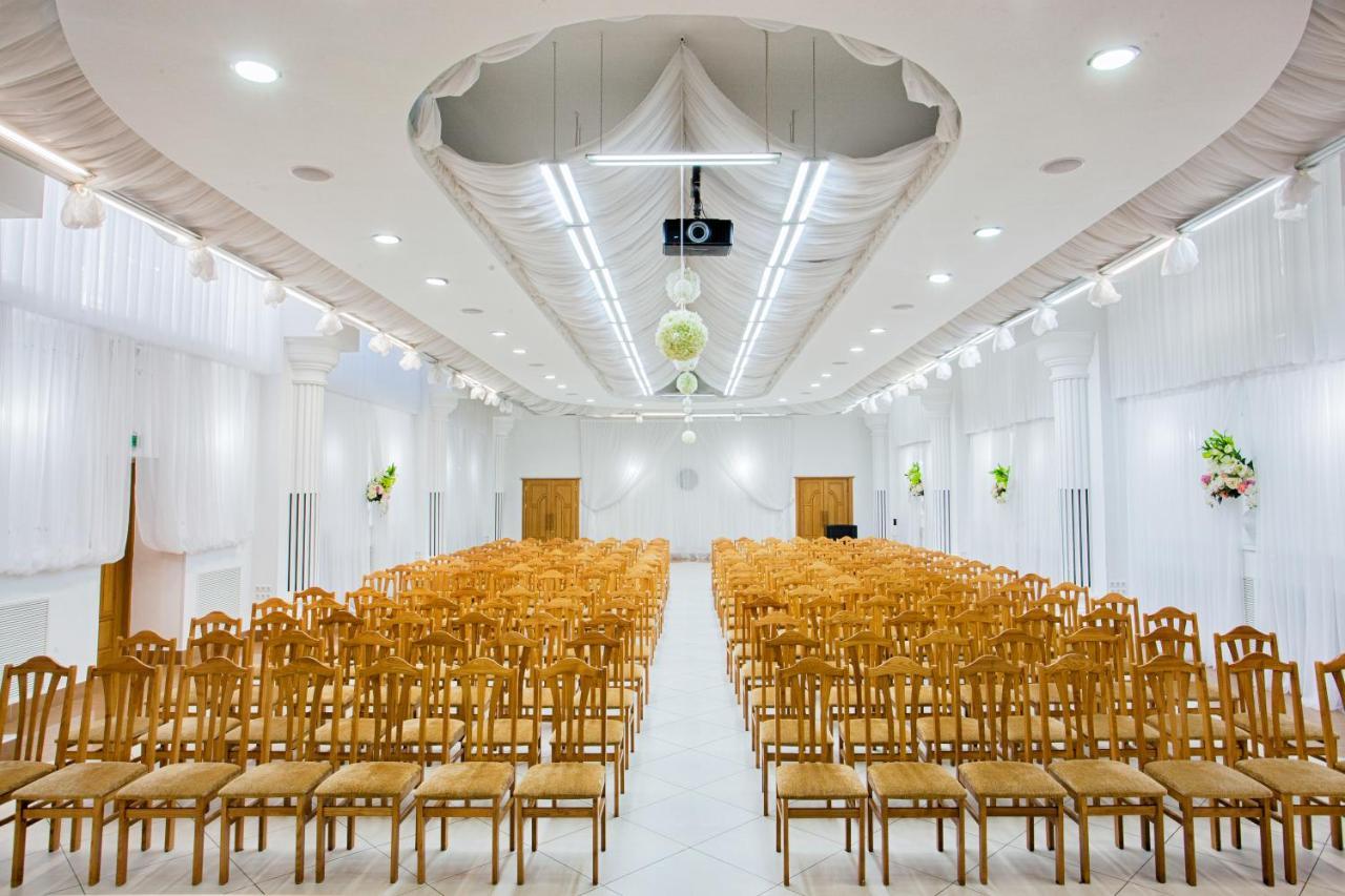 Institutul Muncii Hotel Chisinau Ngoại thất bức ảnh